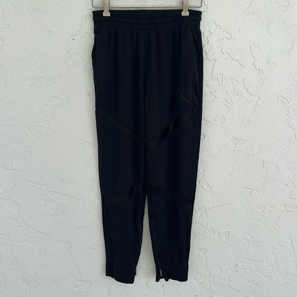 Boys Jordan Sweatpants Size M - Picture 1 of 9
